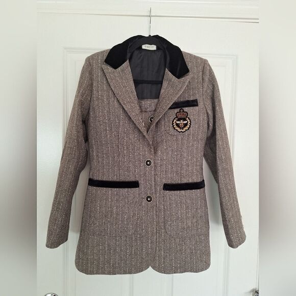 Gray striped suit, jacket and skirt size S - Picture 1 of 14